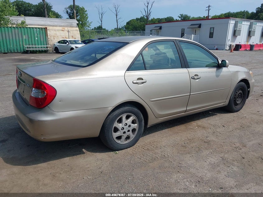 2002 Toyota Camry VIN JTDBE32K720049743 IAAI salvage auction — NORMAL WEAR, Clear (Virginia), sold $25 on 2026-07-28 (photo 4)
