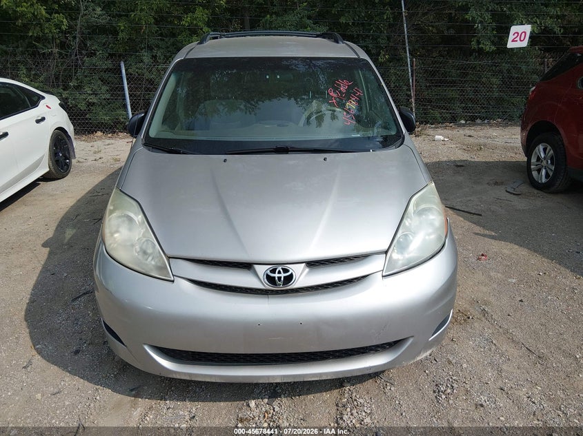2008 Toyota Sienna VIN 5TDZK23C58S209214 IAAI salvage auction — NORMAL WEAR, Clear (Indiana), sold $725 on 2026-07-22 (photo 6)
