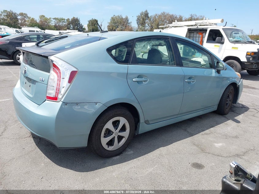 2013 Toyota Prius VIN JTDKN3DU9D1682045 IAAI salvage auction — NORMAL WEAR, Clear - Dealer Only (California), sold $1,750 on 2026-07-30 (photo 4)