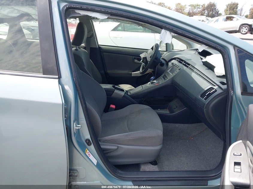 2013 Toyota Prius VIN JTDKN3DU9D1682045 IAAI salvage auction — NORMAL WEAR, Clear - Dealer Only (California), sold $1,750 on 2026-07-30 (photo 5)