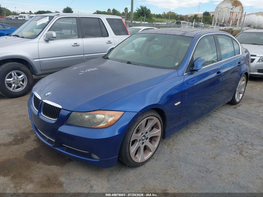 2007 BMW 3 series VIN WBAVB73507VH21576 IAAI salvage auction — NORMAL WEAR, Clear - Dealer Only (California), sold $425 on 2026-07-30 (photo 2)