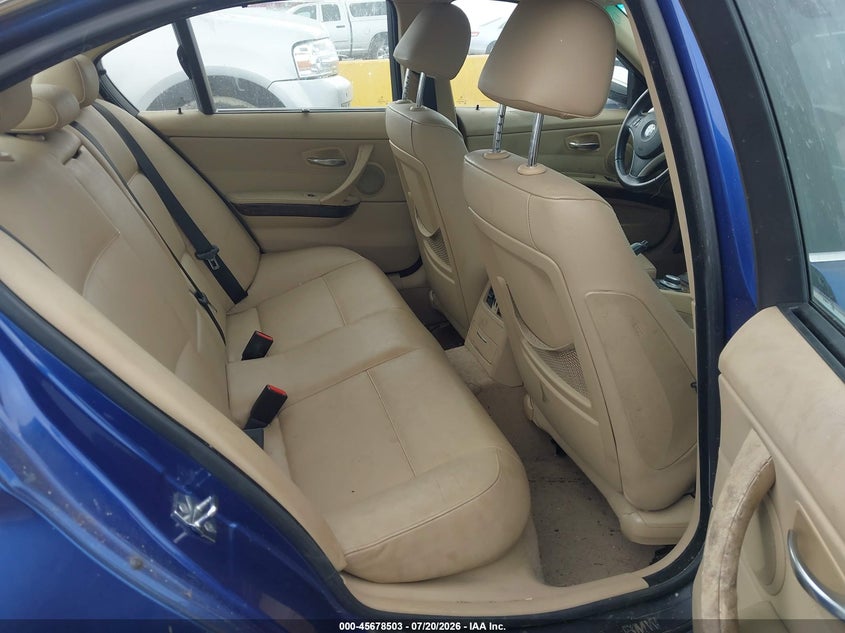 2007 BMW 3 series VIN WBAVB73507VH21576 IAAI salvage auction — NORMAL WEAR, Clear - Dealer Only (California), sold $425 on 2026-07-30 (photo 8)