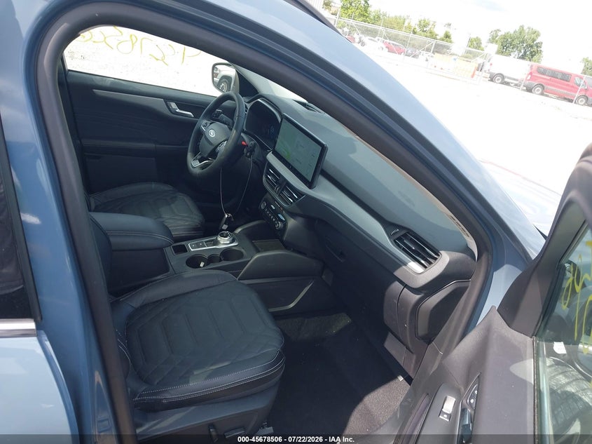 2024 Ford Escape VIN 1FMCU9JA9RUA62415 IAAI salvage auction — FRONT END, Wait Title, sold $7,100 on 2026-08-01 (photo 5)