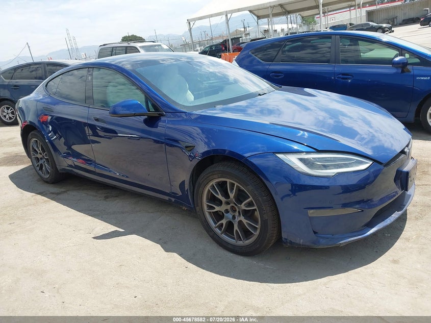 2021 Tesla Model s VIN 5YJSA1E53MF428149 — IAAI salvage auction photo
