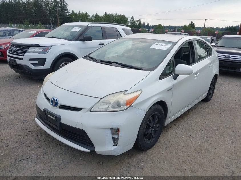 2014 Toyota Prius VIN JTDKN3DU7E1739585 IAAI salvage auction — NORMAL WEAR, Clear (Washington), sold $2,550 on 2026-07-29 (photo 2)