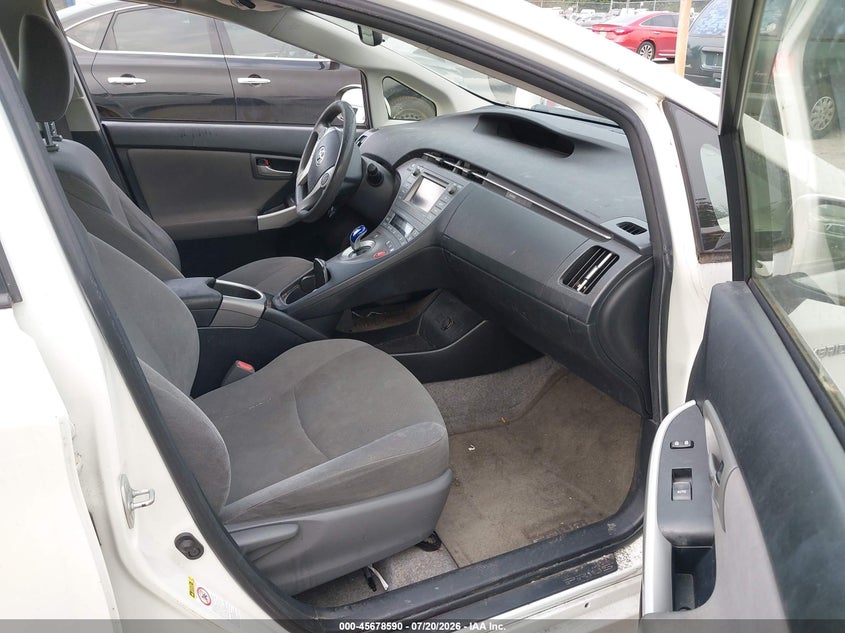 2014 Toyota Prius VIN JTDKN3DU7E1739585 IAAI salvage auction — NORMAL WEAR, Clear (Washington), sold $2,550 on 2026-07-29 (photo 5)