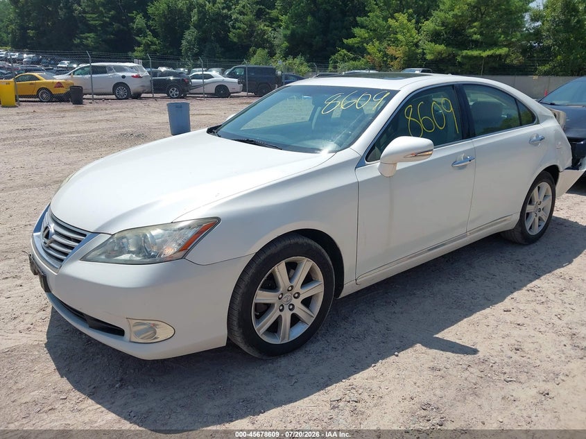 2011 Lexus Es 350 VIN JTHBK1EGXB2457631 IAAI salvage auction — REAR END, Clear (Wisconsin), sold $25 on 2026-07-29 (photo 2)