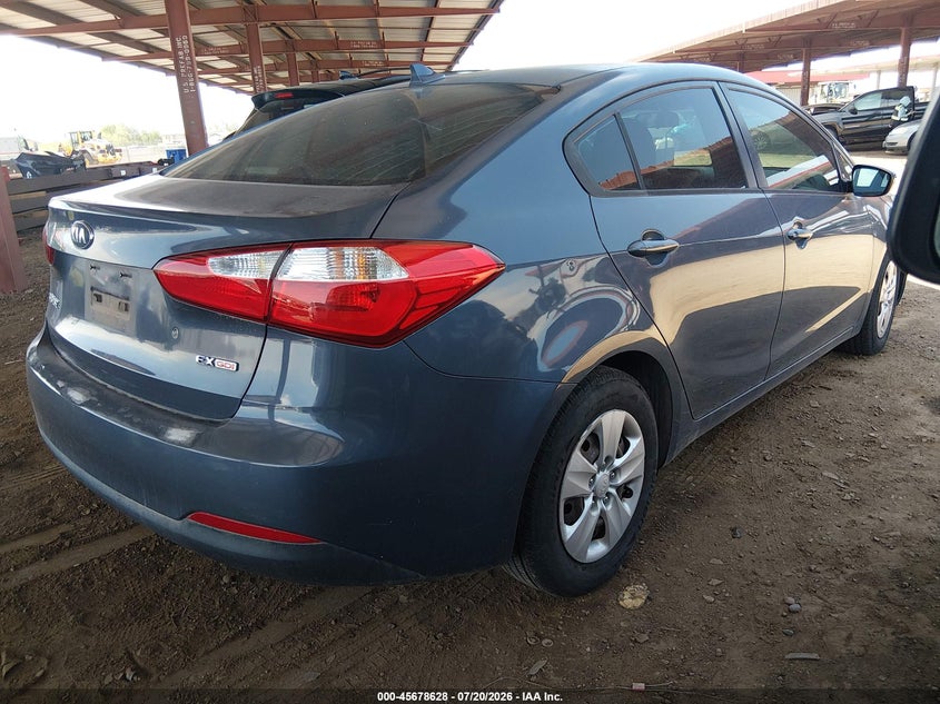 2014 Kia Forte VIN KNAFK4A6XE5070515 IAAI salvage auction — NORMAL WEAR, Clear-Dealer Only (Arizona), sold $550 on 2026-07-28 (photo 4)