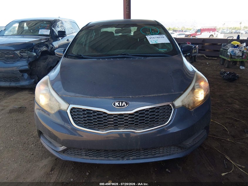 2014 Kia Forte VIN KNAFK4A6XE5070515 IAAI salvage auction — NORMAL WEAR, Clear-Dealer Only (Arizona), sold $550 on 2026-07-28 (photo 6)