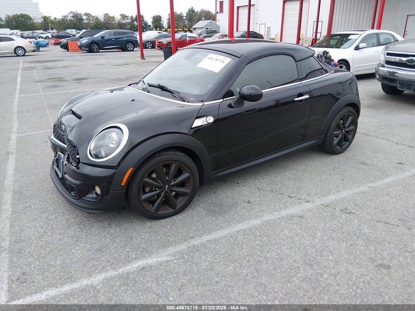 2013 Mini Coupe VIN WMWSX3C53DT466262 IAAI salvage auction — FRONT END, Salvage Title, sold $925 on 2026-08-04 (photo 2)