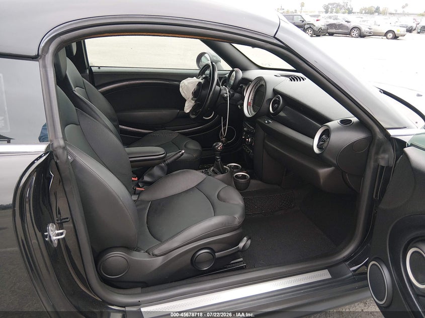 2013 Mini Coupe VIN WMWSX3C53DT466262 IAAI salvage auction — FRONT END, Salvage Title, sold $925 on 2026-08-04 (photo 5)