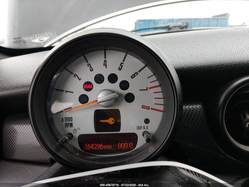 2013 Mini Coupe VIN WMWSX3C53DT466262 IAAI salvage auction — FRONT END, Salvage Title, sold $925 on 2026-08-04 (photo 7)