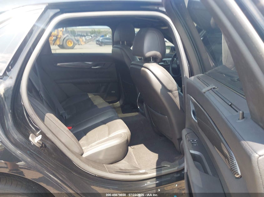 2019 Cadillac Ct6 VIN 1G6KN5R66KU143306 IAAI salvage auction — LEFT SIDE, Salvage (Ohio), sold $7,600 on 2026-08-19 (photo 8)