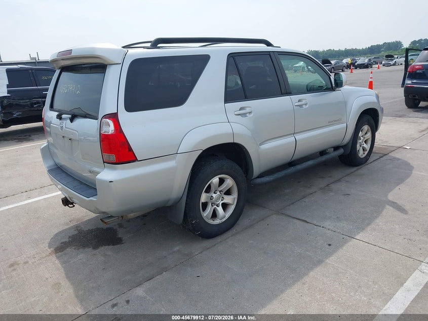 2007 Toyota 4runner VIN JTEBU14R670124338 IAAI salvage auction — NORMAL WEAR, Clear (Indiana), sold $1,900 on 2026-07-24 (photo 4)
