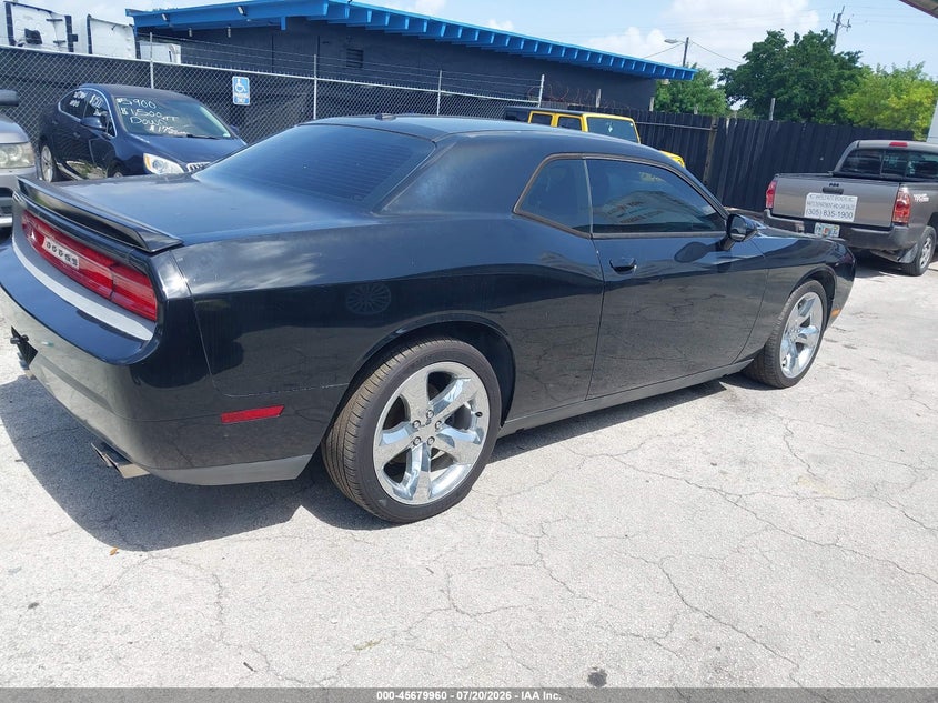 2013 Dodge Challenger VIN 2C3CDYBT2DH740436 IAAI salvage auction — NORMAL WEAR, Salvage (Florida), sold $9,500 on 2026-08-02 (photo 4)