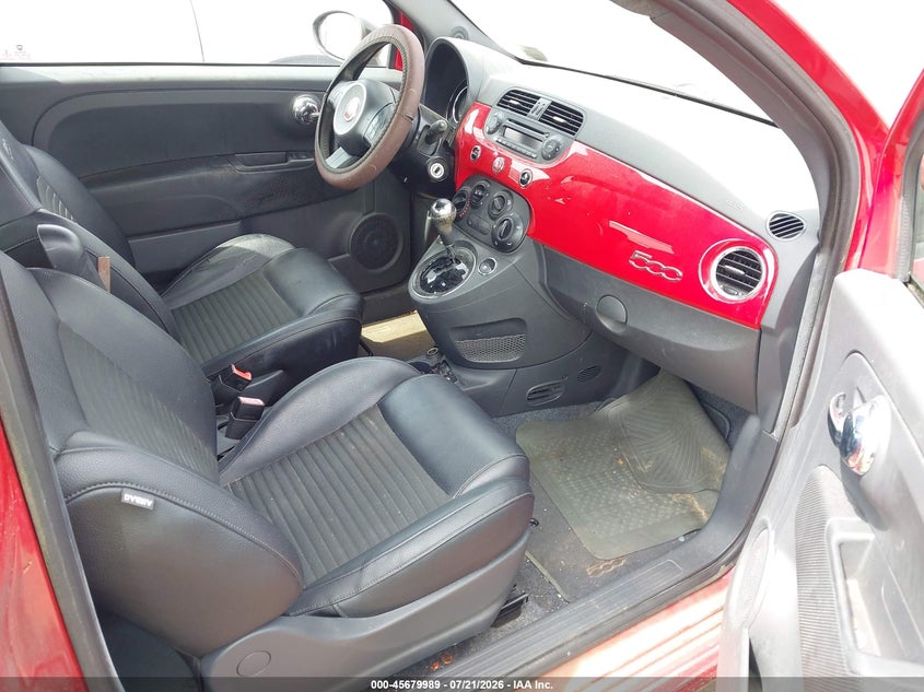 2015 Fiat 500 VIN 3C3CFFBR1FT681960 IAAI salvage auction — NORMAL WEAR, Clear (North Carolina), sold $700 on 2026-08-12 (photo 5)