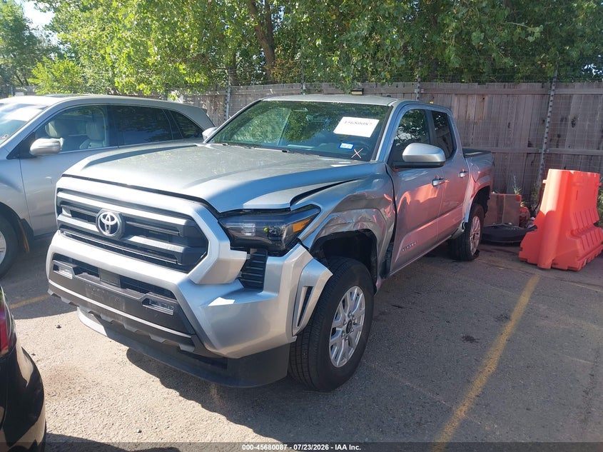 2026 Toyota Tacoma VIN 3TMLB5JN3TM253832 IAAI salvage auction — REAR END, Clear (Texas), sold $18,500 on 2026-07-31 (photo 2)