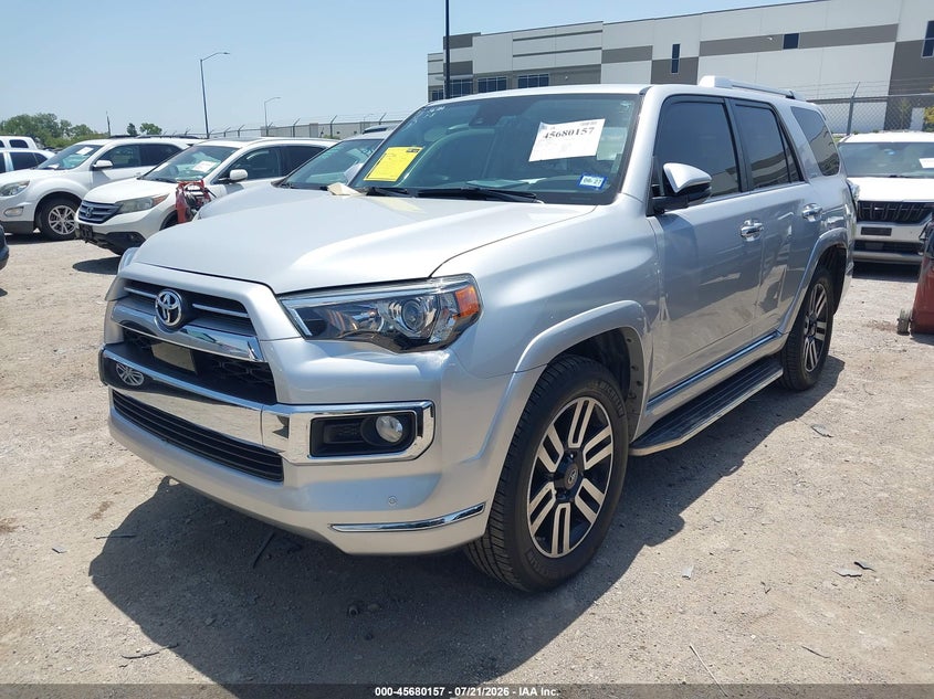 2020 Toyota 4runner VIN JTEBU5JR5L5817832 IAAI salvage auction — FRONT & REAR, Salvage (Texas), sold $11,800 on 2026-07-31 (photo 2)