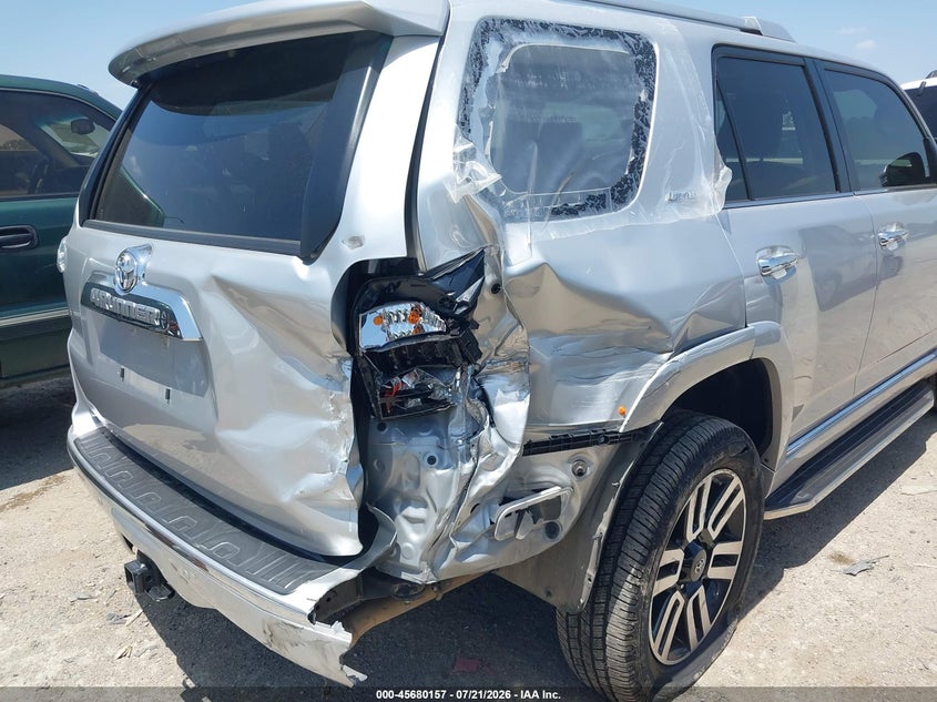 2020 Toyota 4runner VIN JTEBU5JR5L5817832 IAAI salvage auction — FRONT & REAR, Salvage (Texas), sold $11,800 on 2026-07-31 (photo 6)