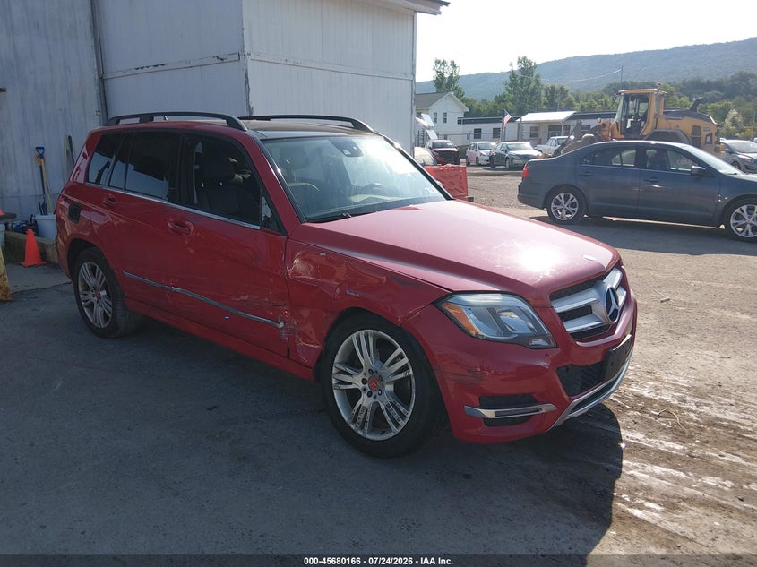 2014 Mercedes-benz Glk-klasse VIN WDCGG8JB4EG280023 IAAI salvage auction — RIGHT SIDE, Salvage Title, sold $2,900 on 2026-08-19 (photo 1)