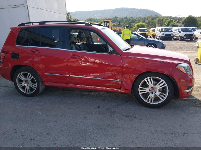 2014 Mercedes-benz Glk-klasse VIN WDCGG8JB4EG280023 IAAI salvage auction — RIGHT SIDE, Salvage Title, sold $2,900 on 2026-08-19 (photo 6)