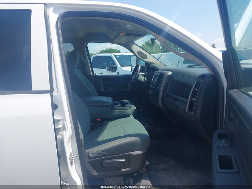 2017 Ram 3500 VIN 3C63R3GL5HG762324 IAAI salvage auction — NORMAL WEAR, Sf97 (Illinois), sold $28,200 on 2026-09-16 (photo 5)