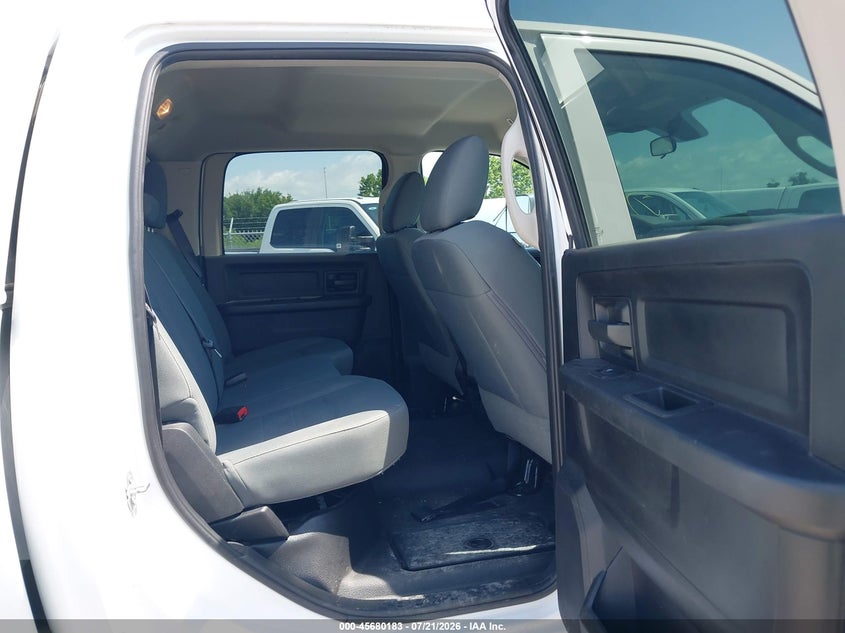 2017 Ram 3500 VIN 3C63R3GL5HG762324 IAAI salvage auction — NORMAL WEAR, Sf97 (Illinois), sold $28,200 on 2026-09-16 (photo 8)