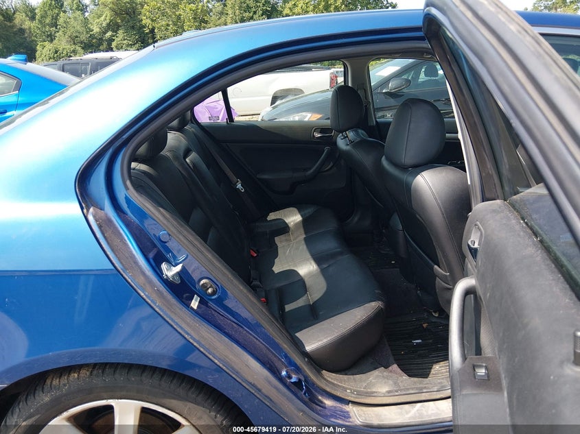 2005 Acura Tsx VIN JH4CL96815C026732 IAAI salvage auction — NORMAL WEAR, Clear-Dealer Only (Maryland), sold $925 on 2026-07-30 (photo 8)