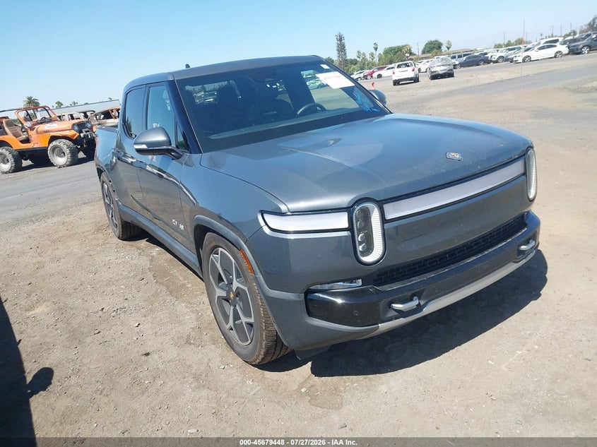 2023 Rivian R1t VIN 7FCTGBAA2PN025064 — IAAI salvage auction photo