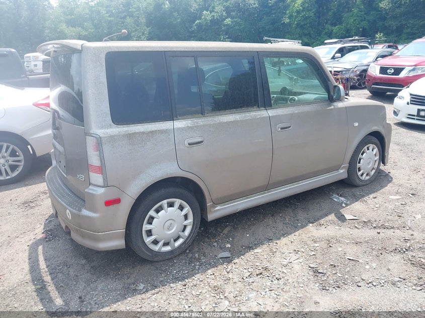 2006 Scion Xb VIN JTLKT324564044857 IAAI salvage auction — NORMAL WEAR, Clear (Massachusetts), sold $625 on 2026-07-28 (photo 4)