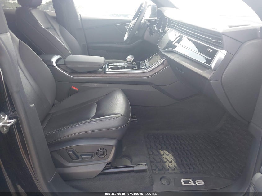 2021 Audi Q8 VIN WA1DVAF12MD014175 IAAI salvage auction — UNKNOWN, Clear (Massachusetts), sold $15,200 on 2026-07-29 (photo 5)
