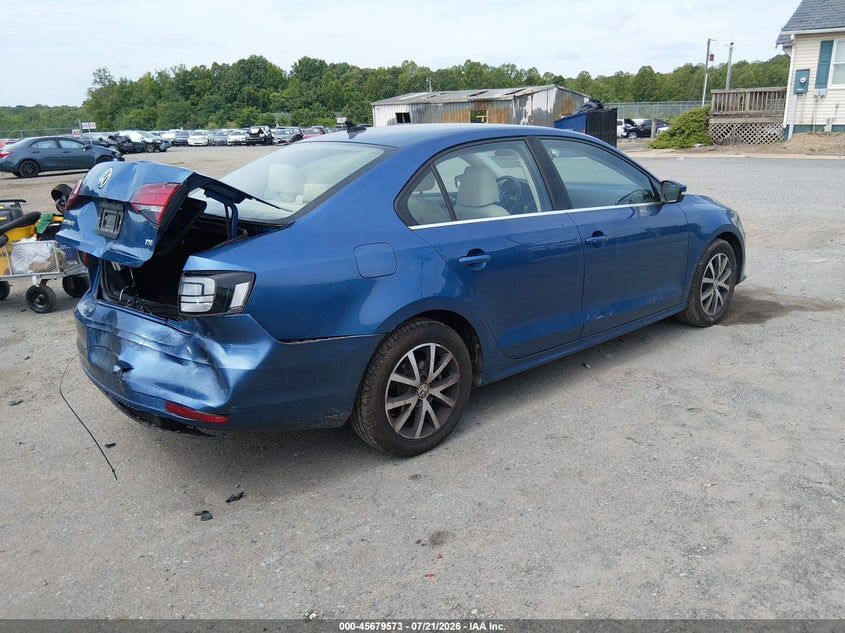 2017 Volkswagen Jetta VIN 3VWB67AJ0HM286106 IAAI salvage auction — REAR END, Salvage Title, sold $3,100 on 2026-08-10 (photo 4)
