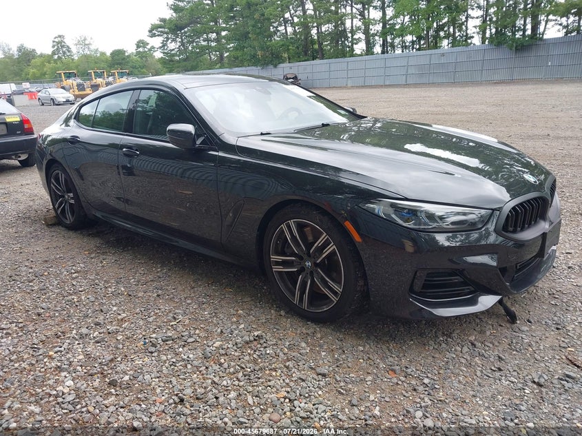 2026 BMW 8er VIN WBAGV4C00TCX05738 — IAAI salvage auction photo