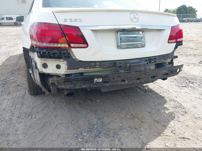 2014 Mercedes-benz E-klasse VIN WDDHF5KB5EB001515 IAAI salvage auction — REAR END, Salvage Title, sold $2,100 on 2026-08-12 (photo 6)