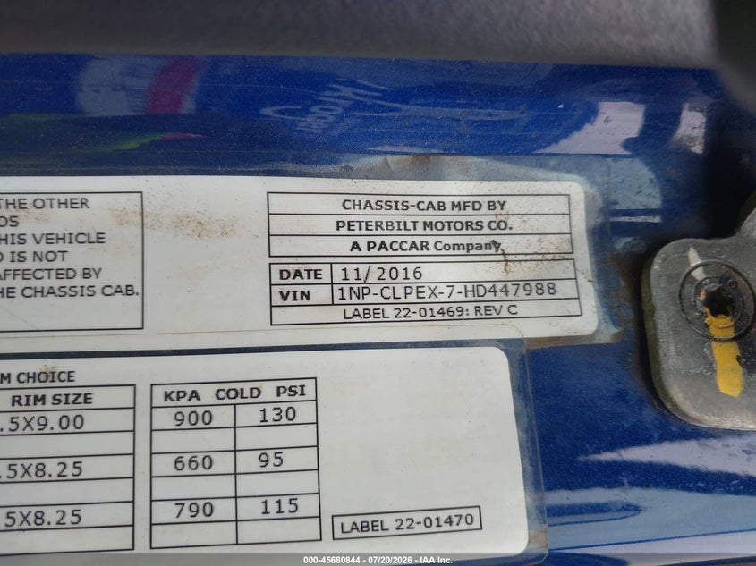 2017 Peterbilt 567 VIN 1NPCLPEX7HD447988 IAAI salvage auction — REPOSSESSION, Clear (Indiana), sold $22,050 on 2026-09-02 (photo 8)