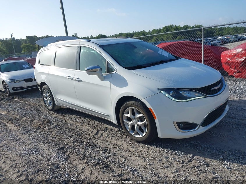 2020 Chrysler Pacifica VIN 2C4RC1GG0LR144150 IAAI salvage auction — REAR END, Salvage Title, sold $2,500 on 2026-08-23 (photo 1)