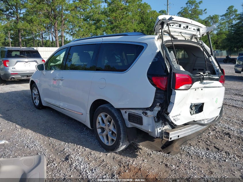 2020 Chrysler Pacifica VIN 2C4RC1GG0LR144150 IAAI salvage auction — REAR END, Salvage Title, sold $2,500 on 2026-08-23 (photo 3)