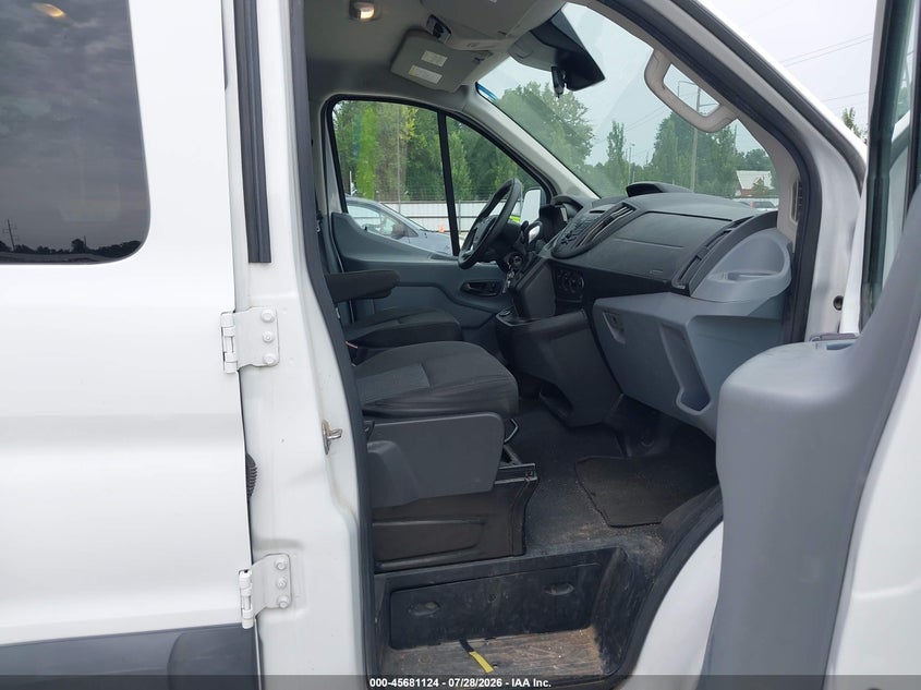 2018 Ford Transit-350 VIN 1FBZX2ZMXJKB52866 IAAI salvage auction — HAIL, Sf97 (Missouri), sold $15,700 on 2026-09-03 (photo 5)