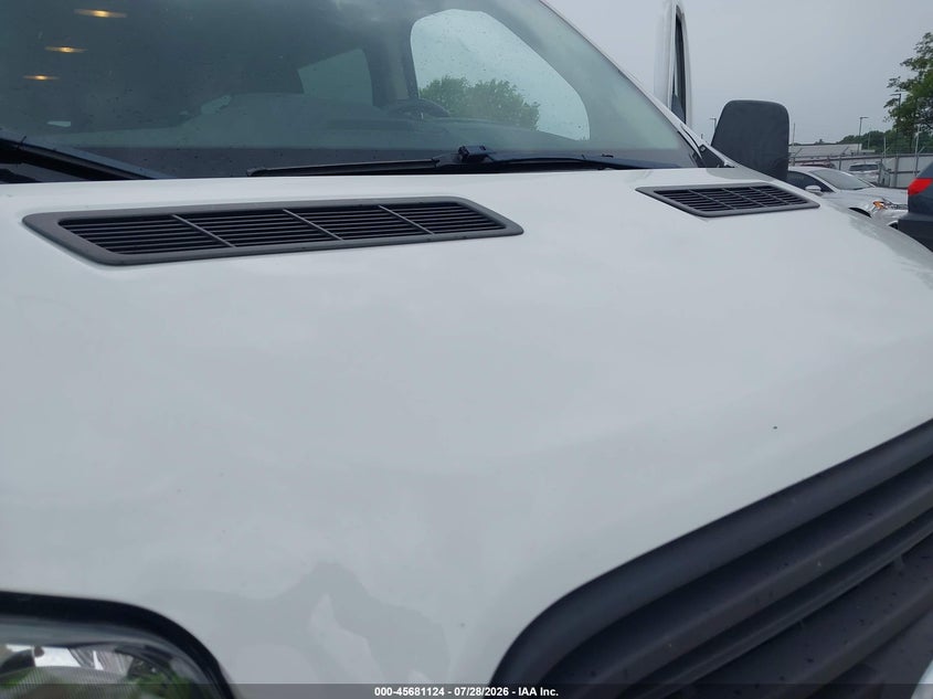2018 Ford Transit-350 VIN 1FBZX2ZMXJKB52866 IAAI salvage auction — HAIL, Sf97 (Missouri), sold $15,700 on 2026-09-03 (photo 6)