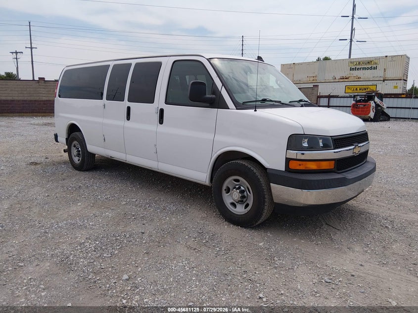 2017 Chevrolet Express 3500 VIN 1GAZGPFG6H1265763 IAAI salvage auction — NORMAL WEAR, Sf97 (Missouri), sold $19,000 on 2026-09-03 (photo 1)