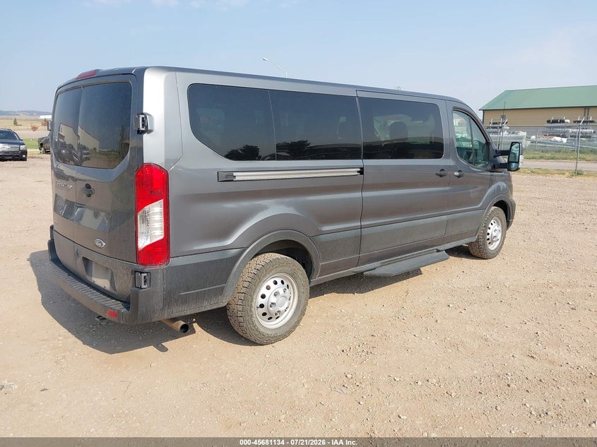 2024 Ford Transit-350 VIN 1FBAX9Y80RKB18909 IAAI salvage auction — NORMAL WEAR, Sf97 (South Dakota), sold $22,800 on 2026-09-03 (photo 4)