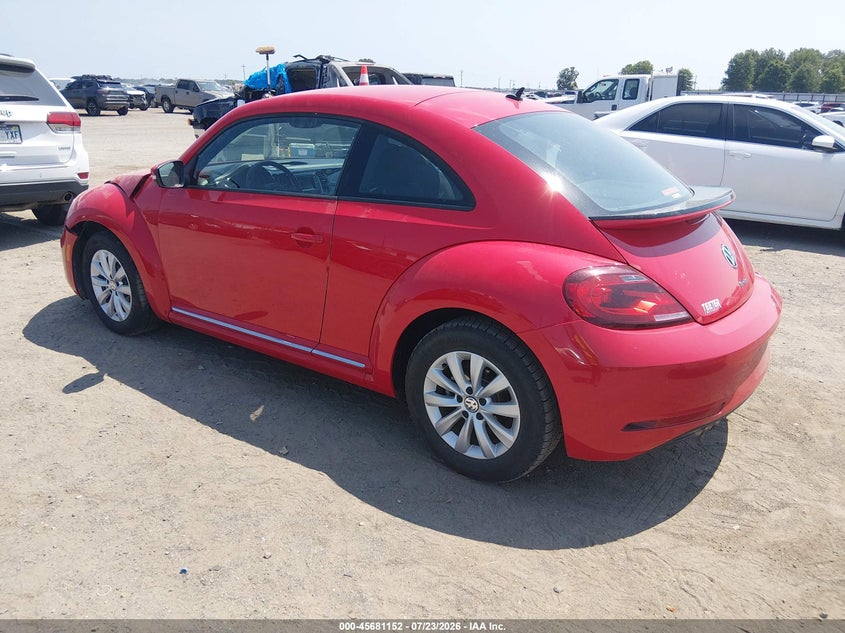 2019 Volkswagen Beetle VIN 3VWFD7AT4KM719698 IAAI salvage auction — RIGHT FRONT, Wait Title, sold $4,300 on 2026-08-29 (photo 3)