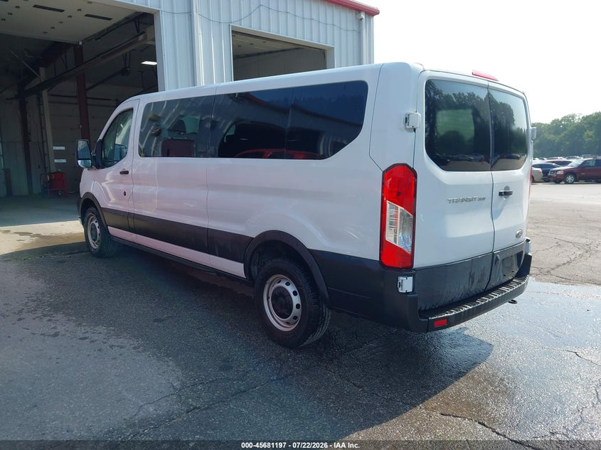 2021 Ford Transit-350 VIN 1FBAX2Y83MKA52372 IAAI salvage auction — REAR END, Sf97 (Kansas), sold $20,850 on 2026-09-03 (photo 3)