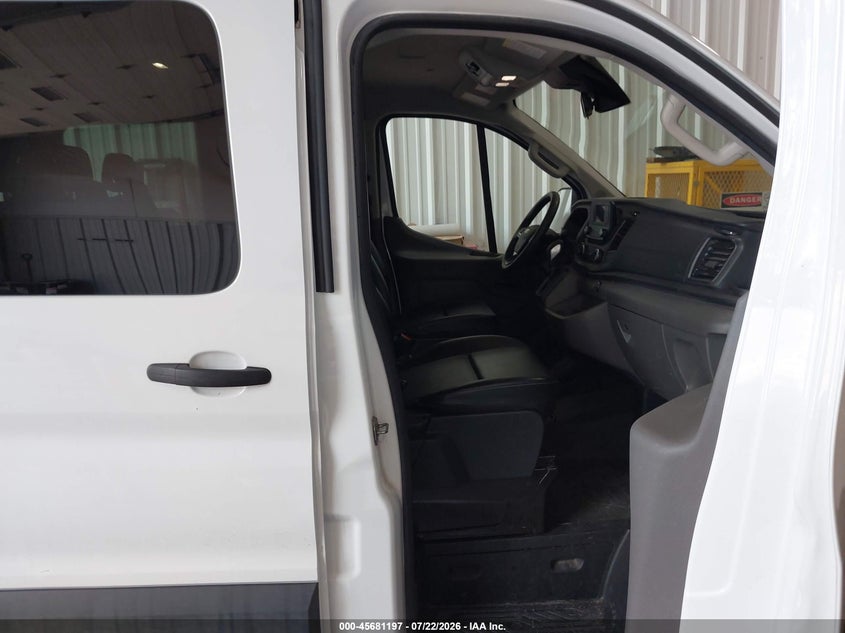 2021 Ford Transit-350 VIN 1FBAX2Y83MKA52372 IAAI salvage auction — REAR END, Sf97 (Kansas), sold $20,850 on 2026-09-03 (photo 5)