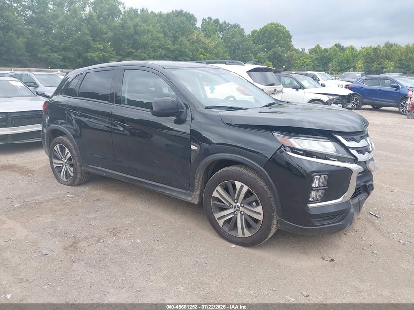 2026 Mitsubishi Outlander VIN JA4ARUAUXTU015812 — IAAI salvage auction photo