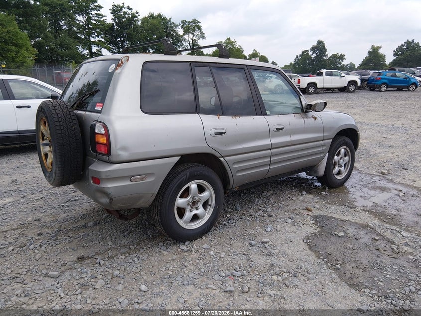 1999 Toyota Rav4 VIN JT3GP10VXX7057324 IAAI salvage auction — NORMAL WEAR, Original (West Virginia), sold $25 on 2026-07-29 (photo 4)