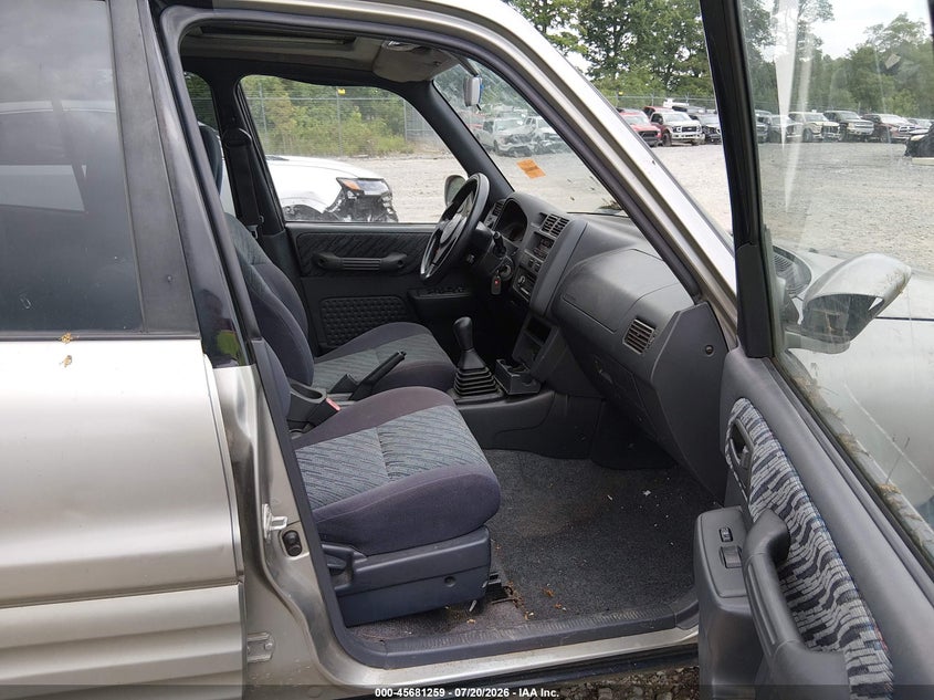 1999 Toyota Rav4 VIN JT3GP10VXX7057324 IAAI salvage auction — NORMAL WEAR, Original (West Virginia), sold $25 on 2026-07-29 (photo 5)