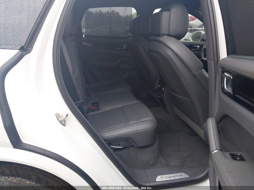 2019 Porsche Cayenne VIN WP1AA2AYXKDA15021 IAAI salvage auction — FRONT END, Clear (Tennessee), sold $11,200 on 2026-08-30 (photo 8)