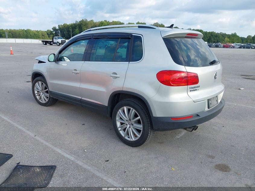 2014 Volkswagen Tiguan VIN WVGAV3AX6EW521422 IAAI salvage auction — FRONT END, Clear (Indiana), sold $25 on 2026-08-19 (photo 3)