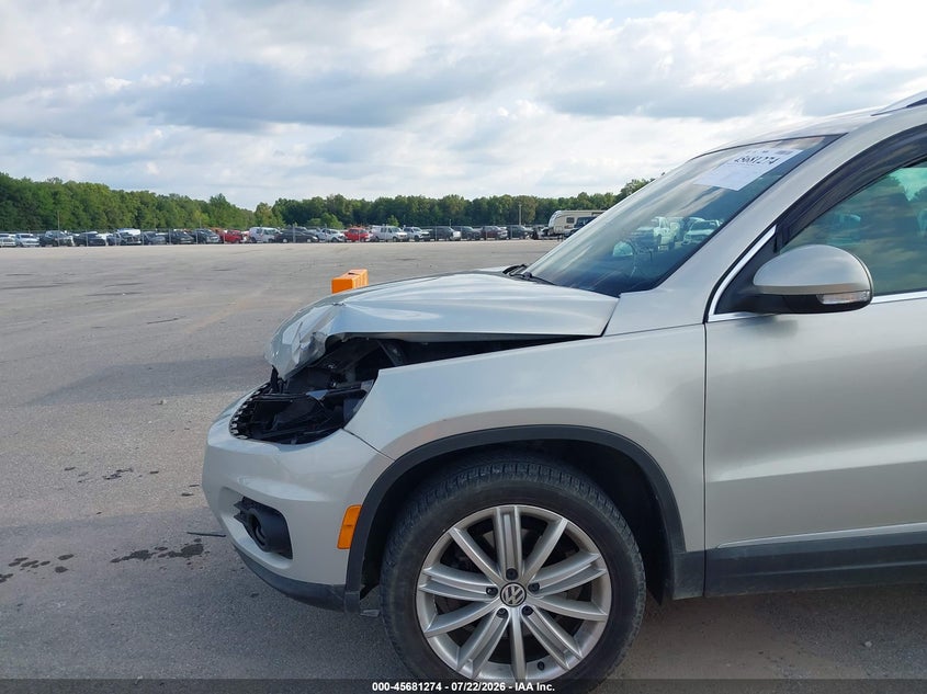 2014 Volkswagen Tiguan VIN WVGAV3AX6EW521422 IAAI salvage auction — FRONT END, Clear (Indiana), sold $25 on 2026-08-19 (photo 6)